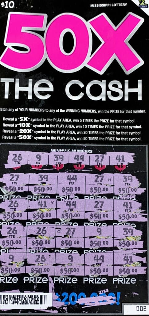 A Morton woman won $1,000 on a 50x the Cash scratch-off game purchased at Race Trac #2483 on Lorraine Rd., Gulfport.
